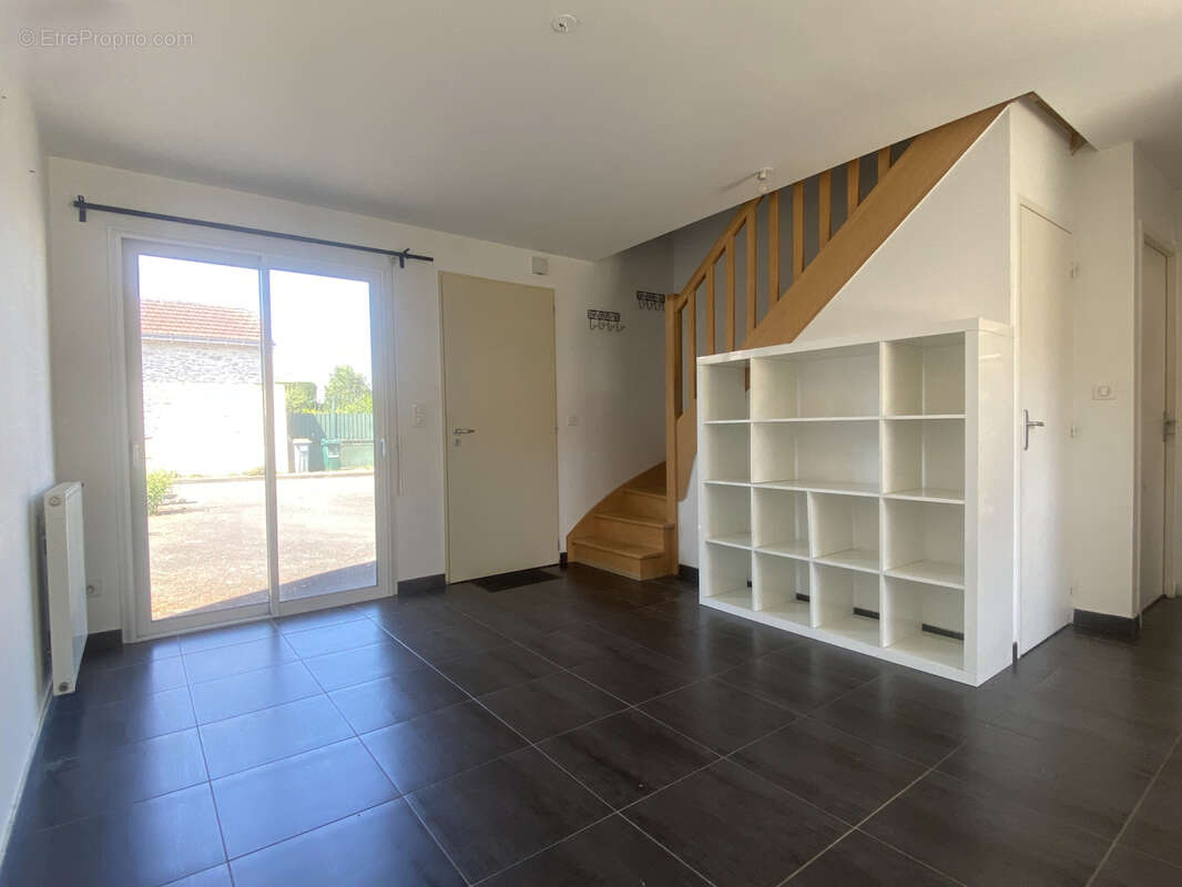 Maison à SAINT-SEBASTIEN-SUR-LOIRE