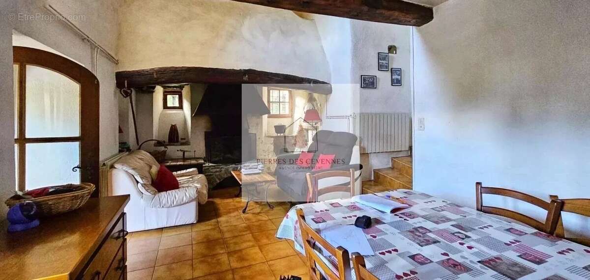 Maison à SAINT-MICHEL-DE-DEZE