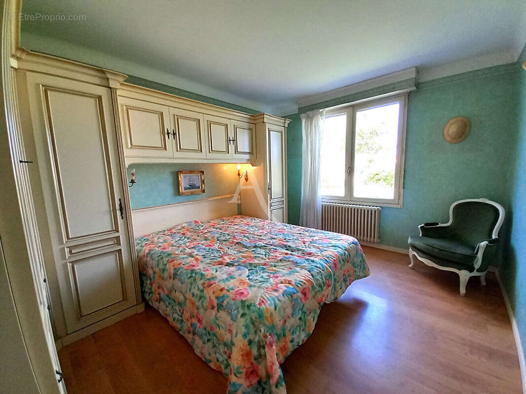 Maison à LANDEVIEILLE