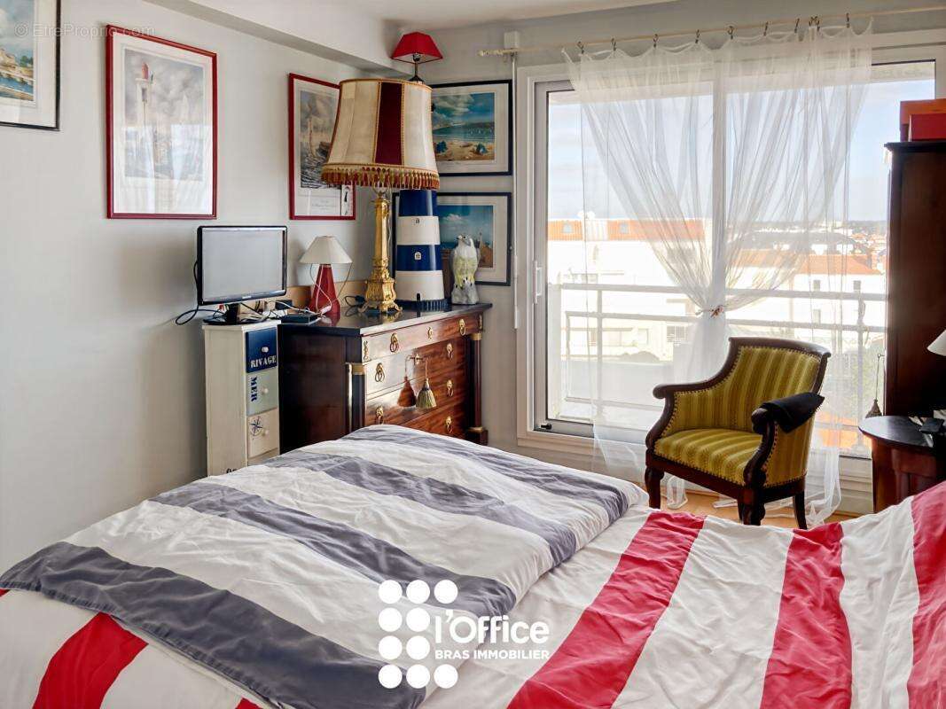 Les Sables d'Olonne, Appartement T2 - centre ville - vue de Mer - photo 8