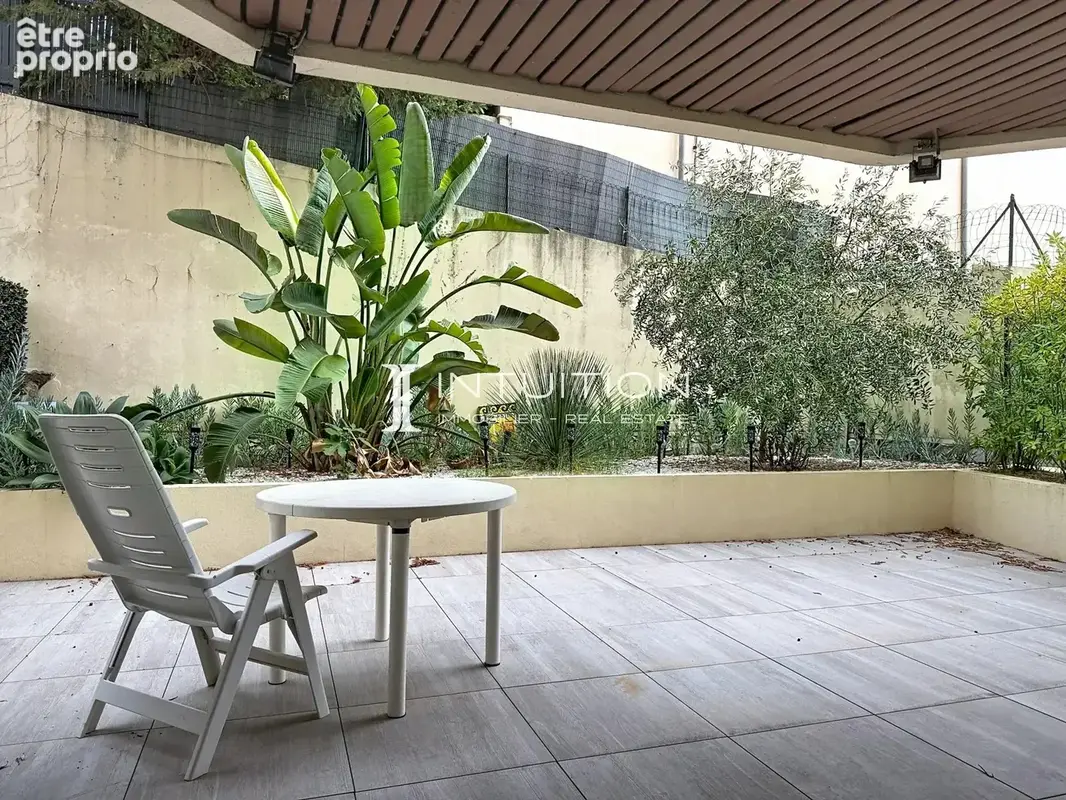 Cannes - Stanislas : Appartement 2 pièces en rez-de-jardin - photo 3