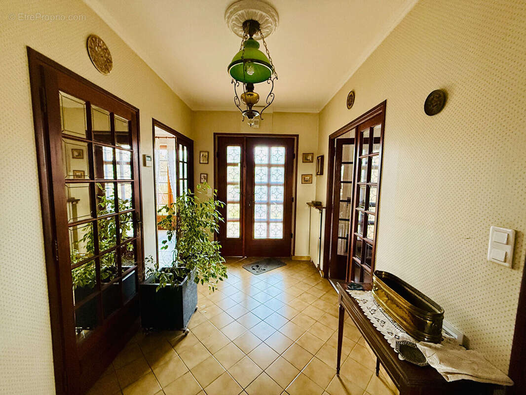 Maison au bord du Lot St Sylvestre - commodités à pied - photo 8