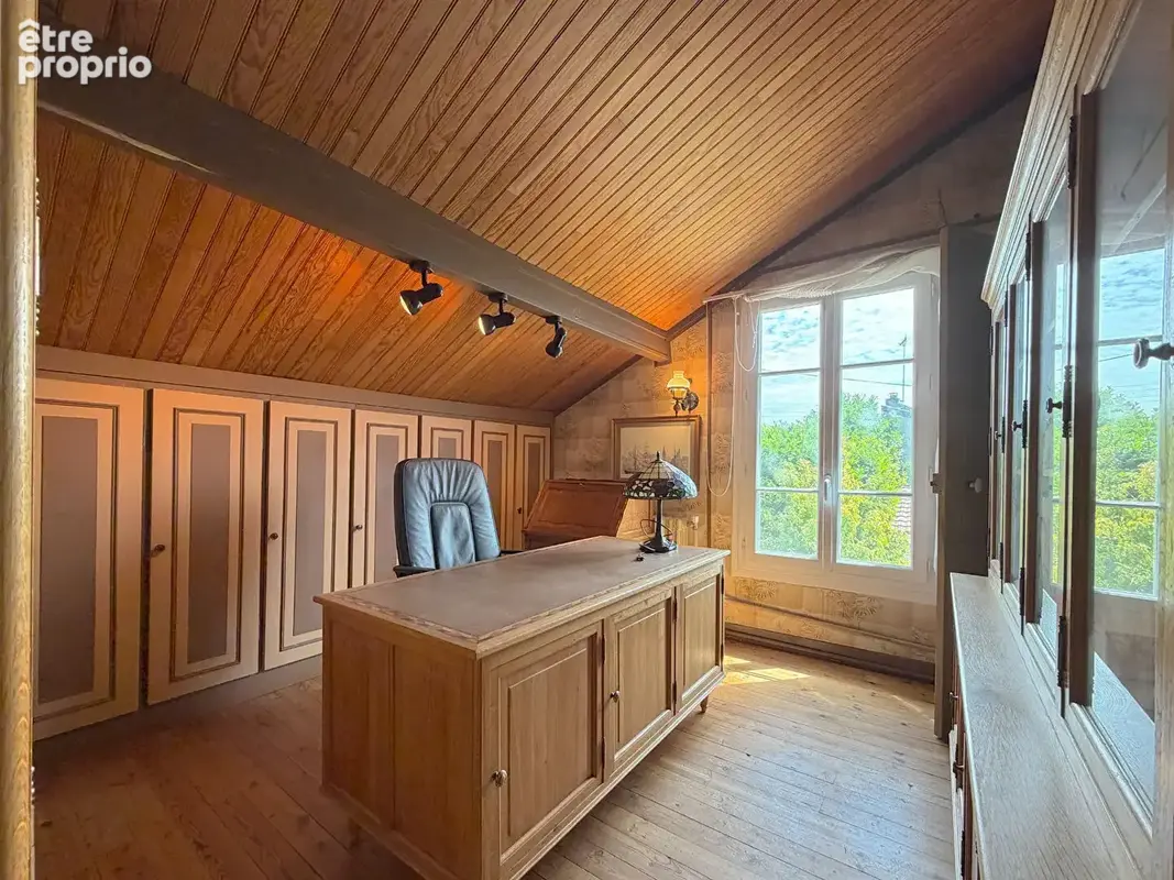 Argenteuil Maison de 4-5 pièces + 1 dépendance sur 316m2 de terrain clos. - photo 6