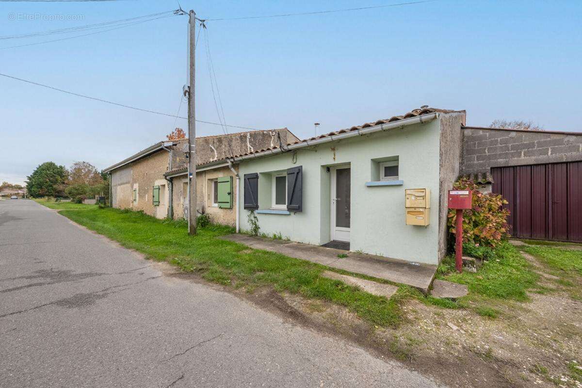 Maison à SAINT-CIERS-SUR-GIRONDE