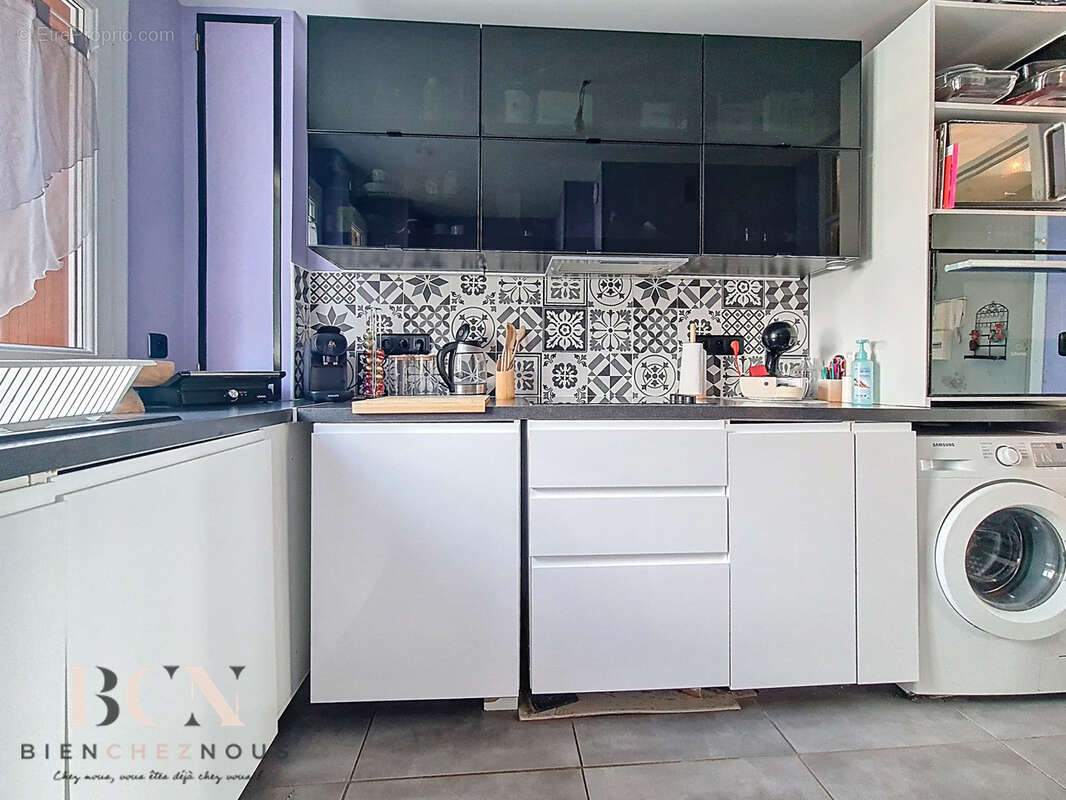 Appartement à EZANVILLE