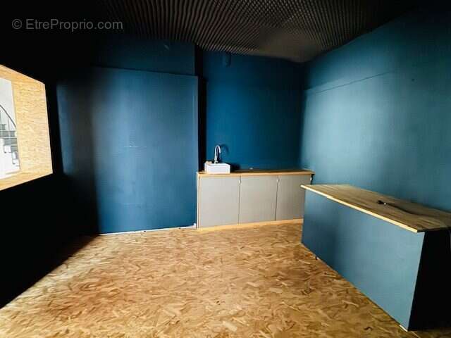 Commerce à PARIS-10E