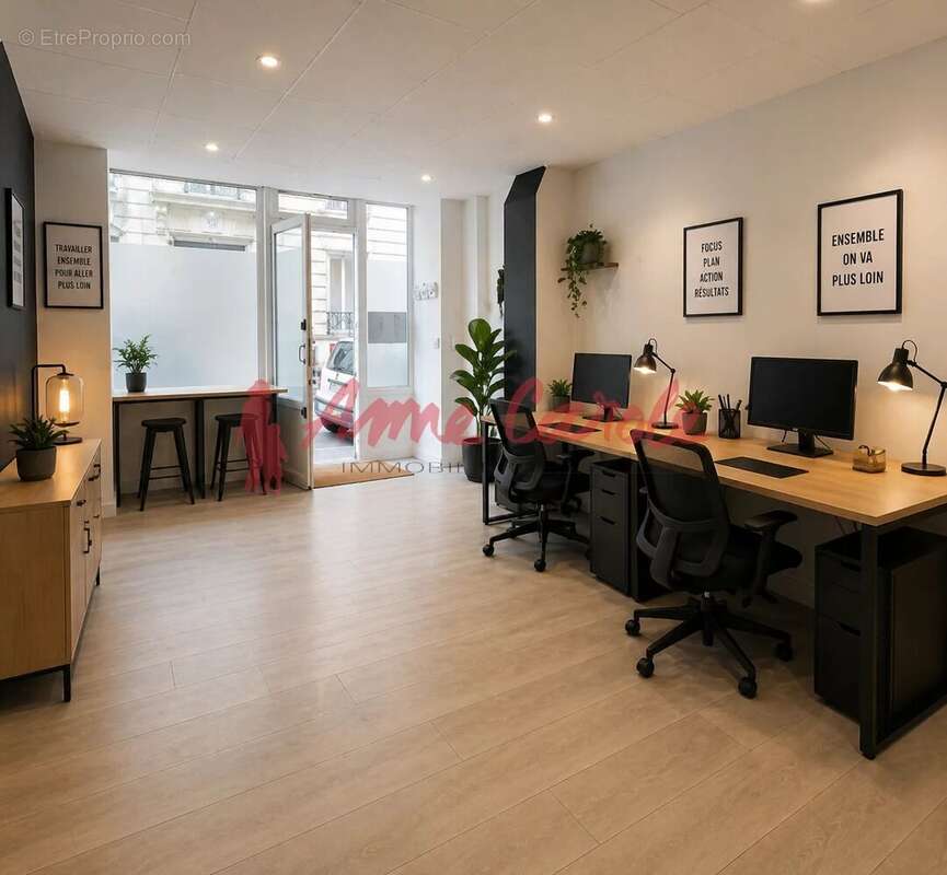 Commerce à PARIS-9E