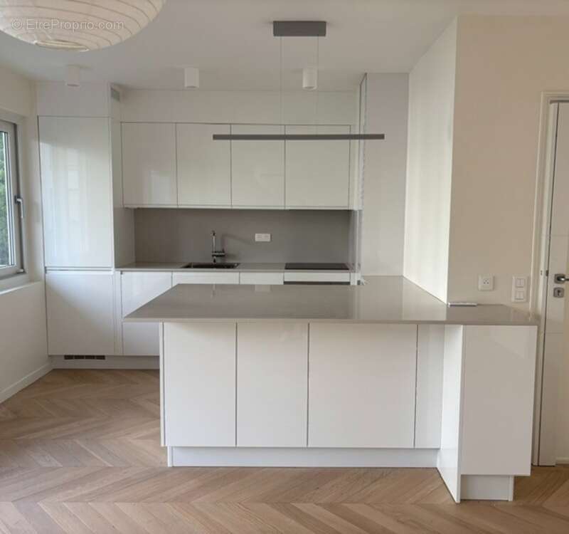 Appartement à vendre 2/3 pièces PARIS 15EME ARRONDISSEMENT (75) - photo 2