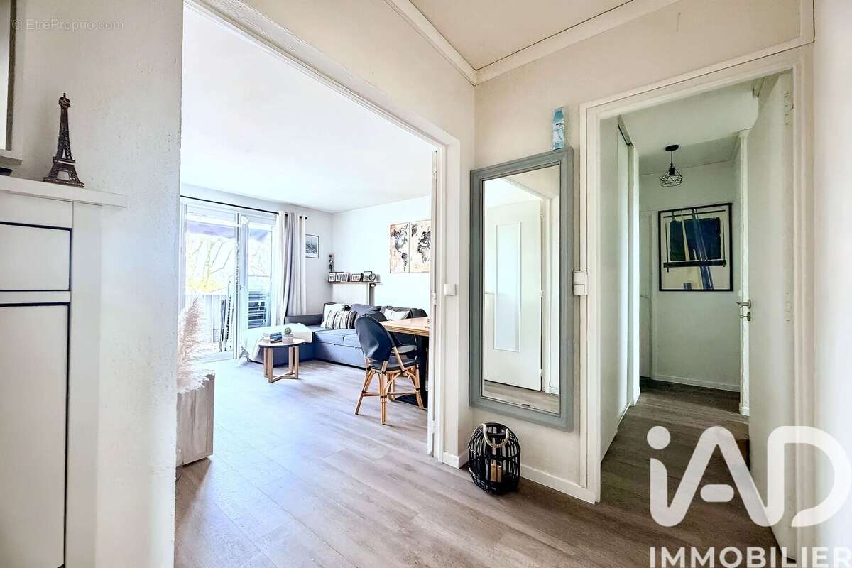 Photo 2 - Appartement à L'HAY-LES-ROSES