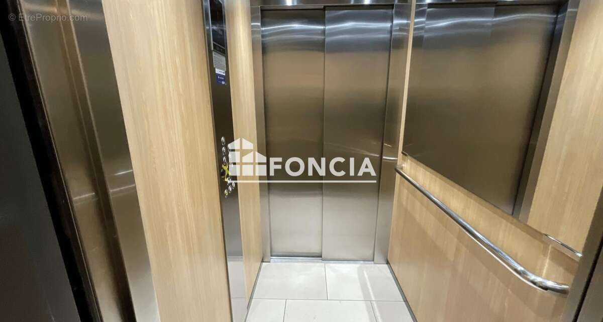 Appartement à LE BLANC-MESNIL