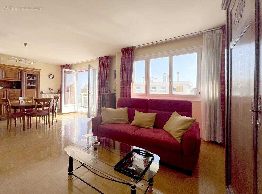 Appartement à CROISSY-SUR-SEINE