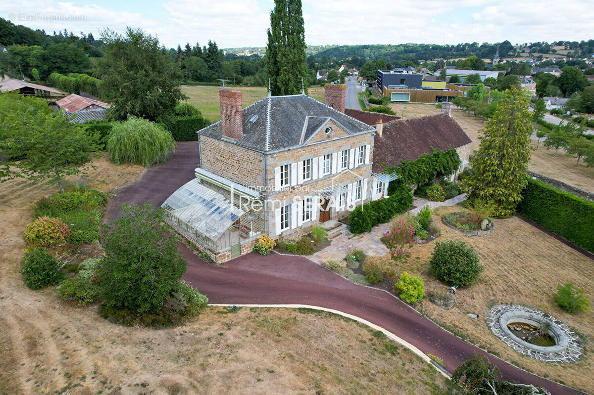Maison à PUTANGES-PONT-ECREPIN