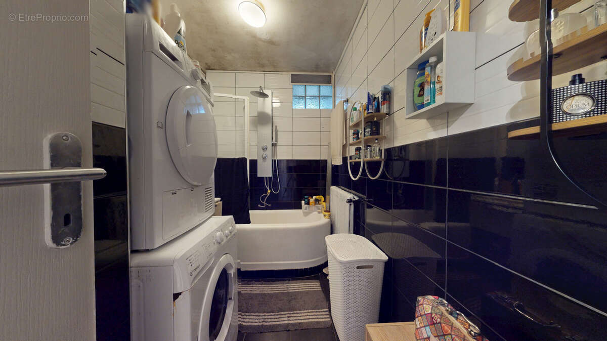 Appartement à HOUILLES