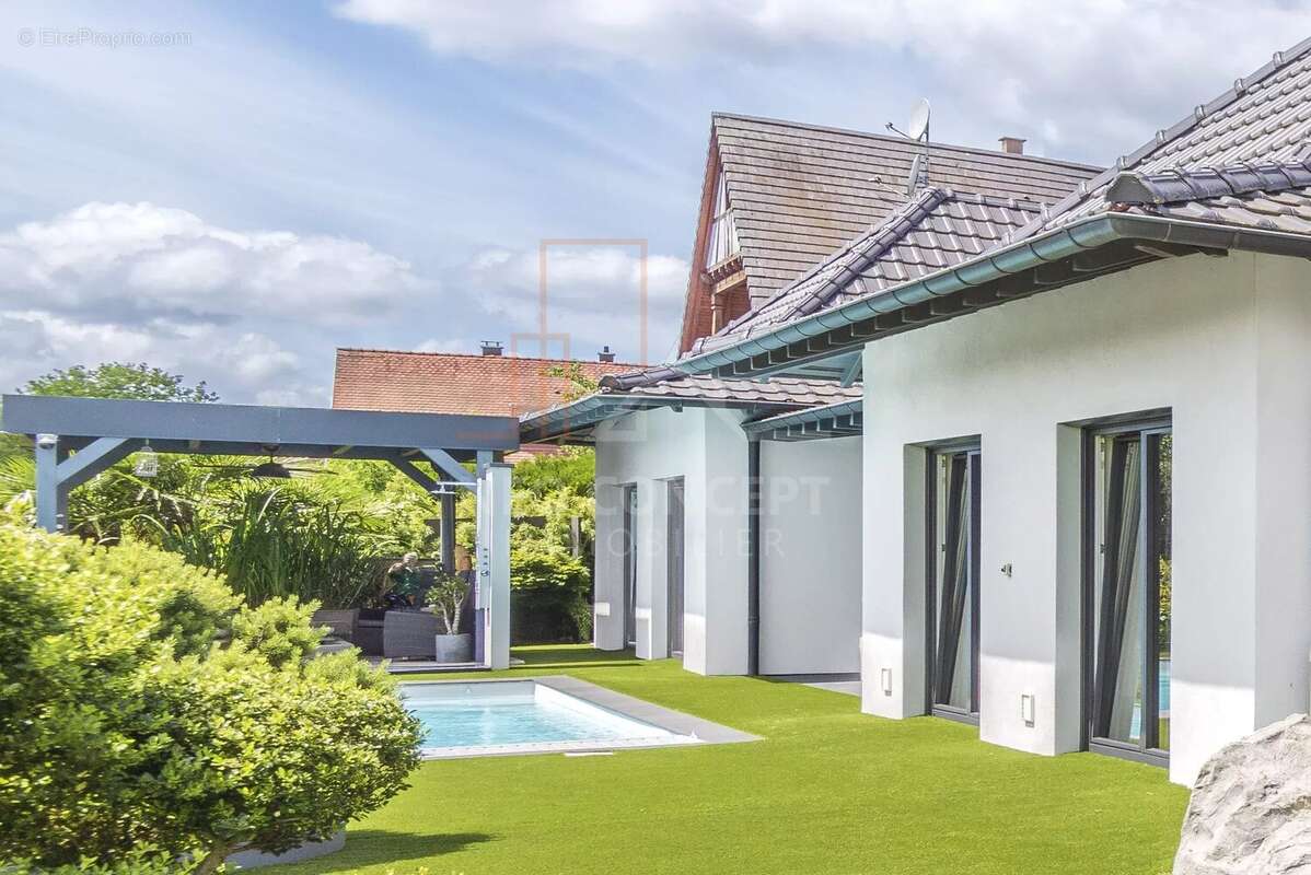 Maison à SCHIRRHEIN