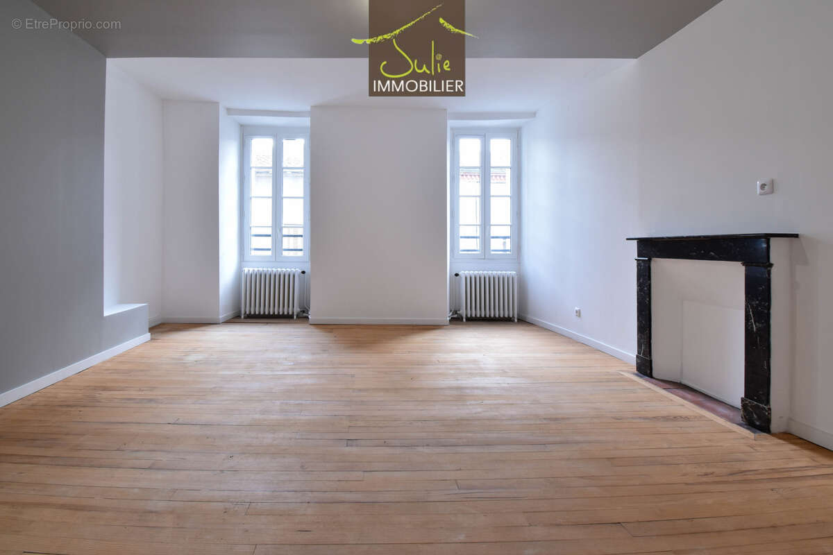 Maison à MAULEON