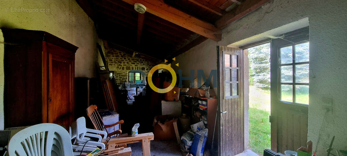 Maison à PERIGNEUX