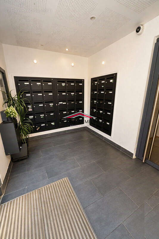 Appartement 28 m² à Franconville  - photo 6