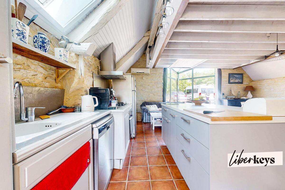 Belle propriété quercynoise du XIXe siècle avec pigeonnier, gîte indépendant, piscine et jardin nourricier – Catus (46150) - photo 9
