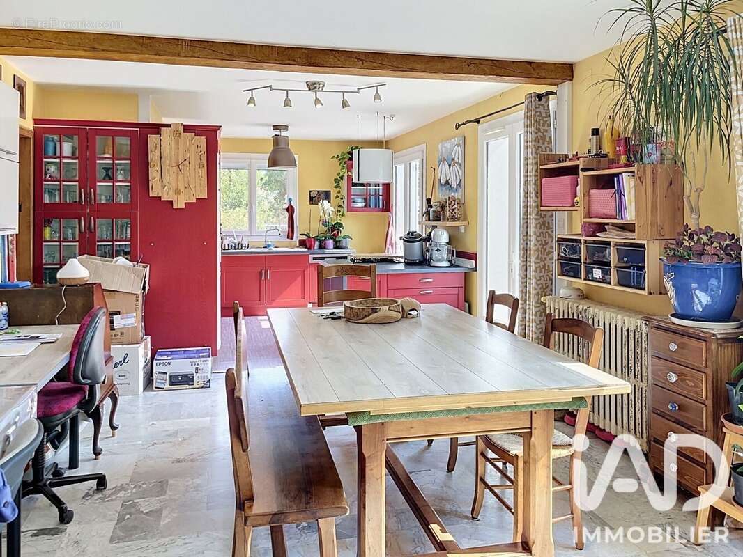 Maison 156 m² à Cenon-Sur-Vienne  - photo 2