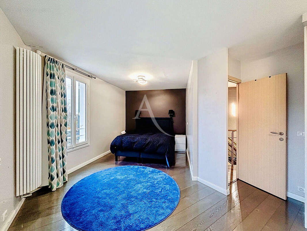 Maison à CHANTELOUP-EN-BRIE