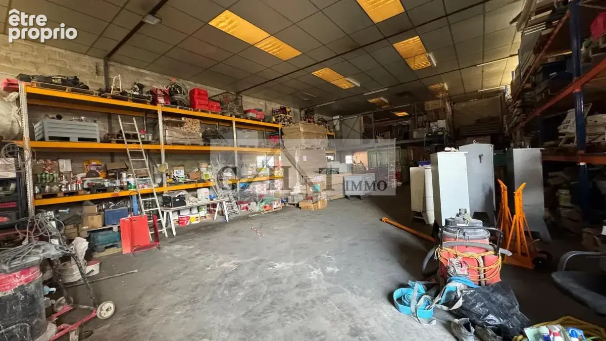 610 m² entrepot bureaux + terrain a vendre a lagny sur marne - photo 2