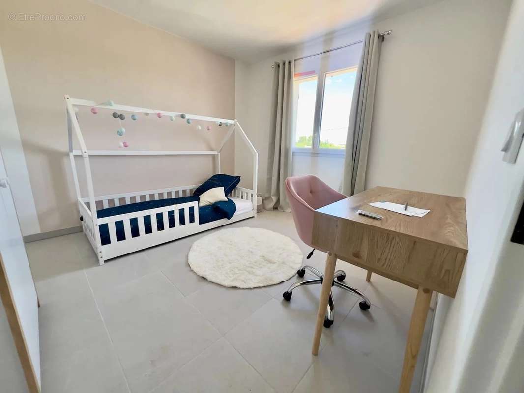 Maison à SAINT-MAXIMIN-LA-SAINTE-BAUME