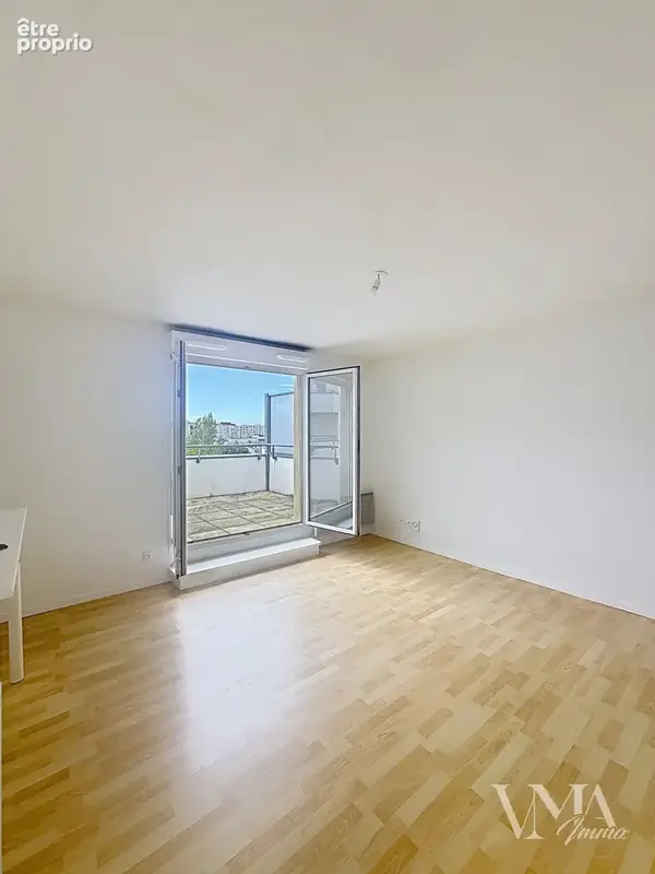 Monplaisir, en dernier étage, appartement 2pièces de 46m2 + terrasse + balcon + garage + cave. - photo 14