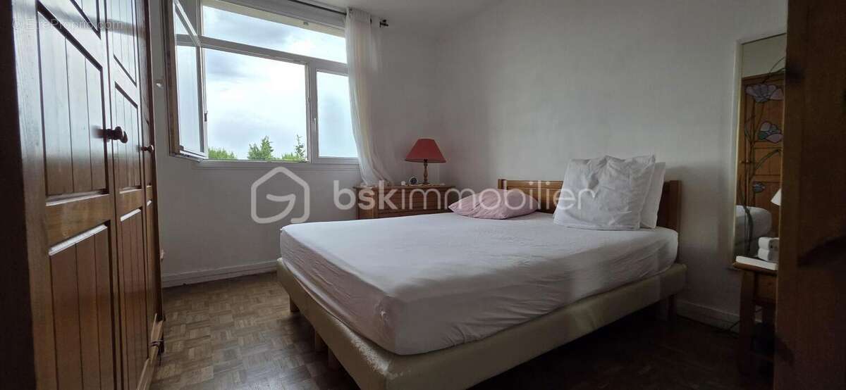 Appartement à CORBEIL-ESSONNES