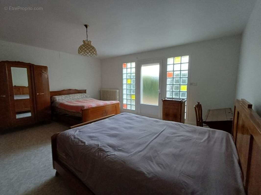Maison familiale au coeur de Doué la Fontaine - Potentiel de 6 chambres - photo 22