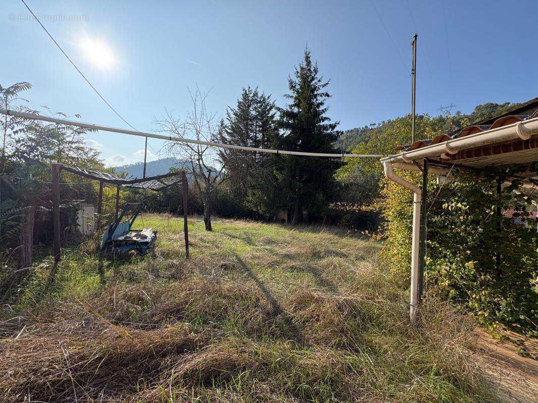 Terrain à L&#039;ESCARENE