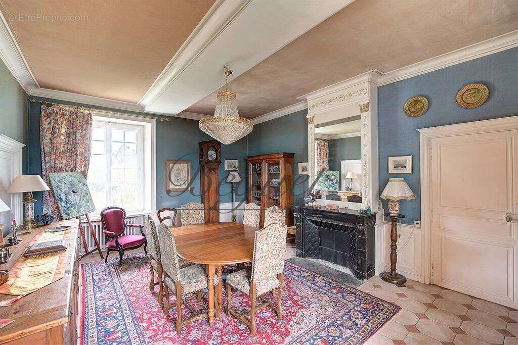 Maison à HUISMES