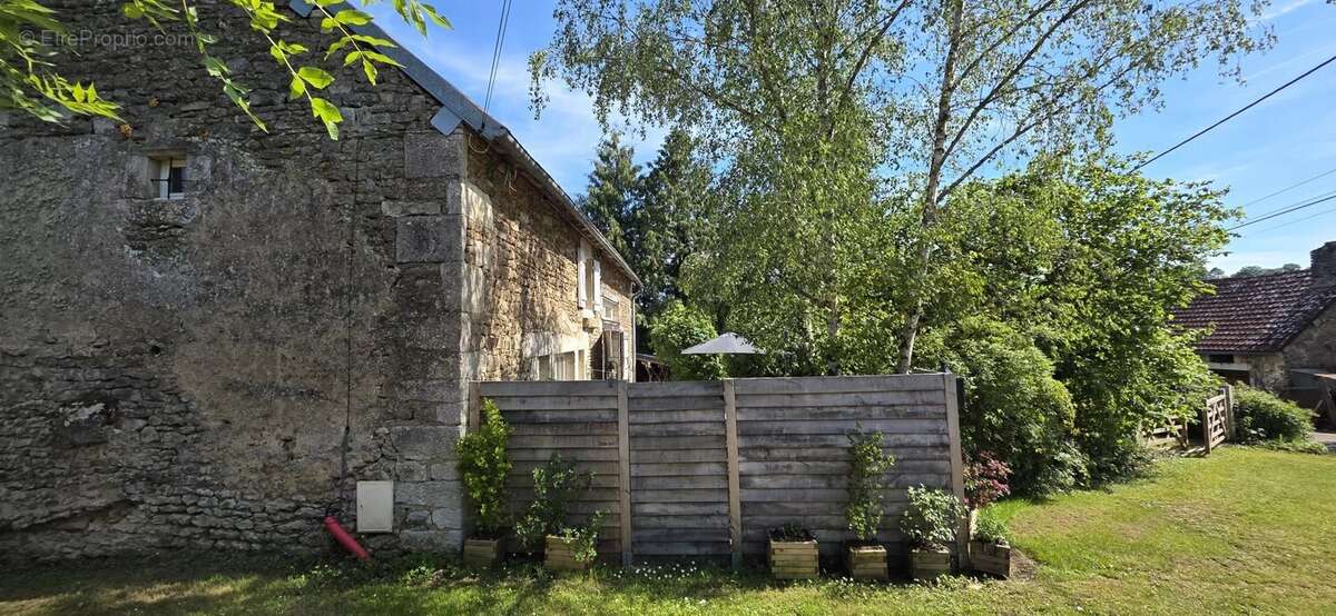 Maison à LA MOTTE-TERNANT