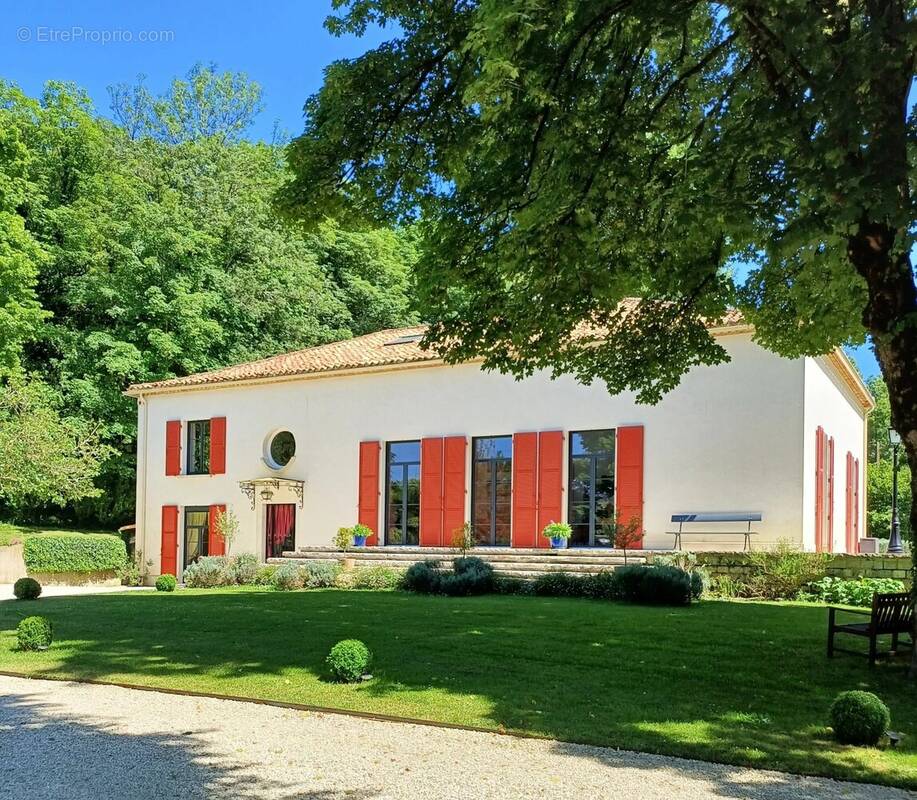 Maison à VOEUIL-ET-GIGET