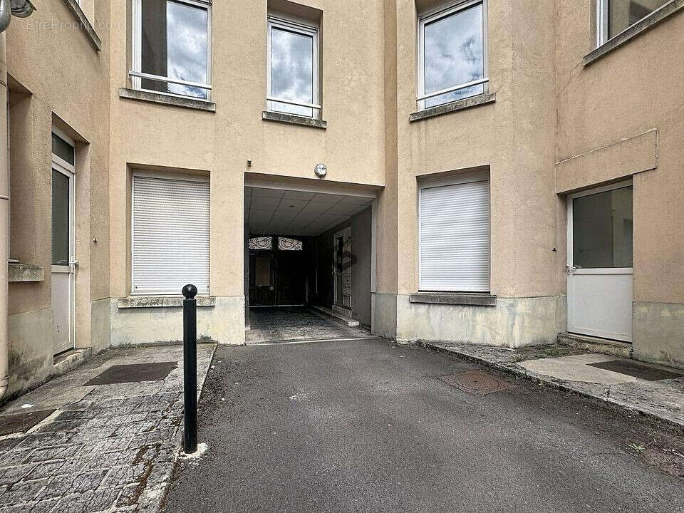 Appartement 39 m² à Reims  - photo 2