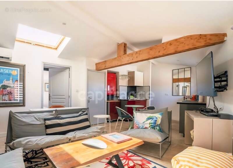 Appartement à MARSEILLE-6E