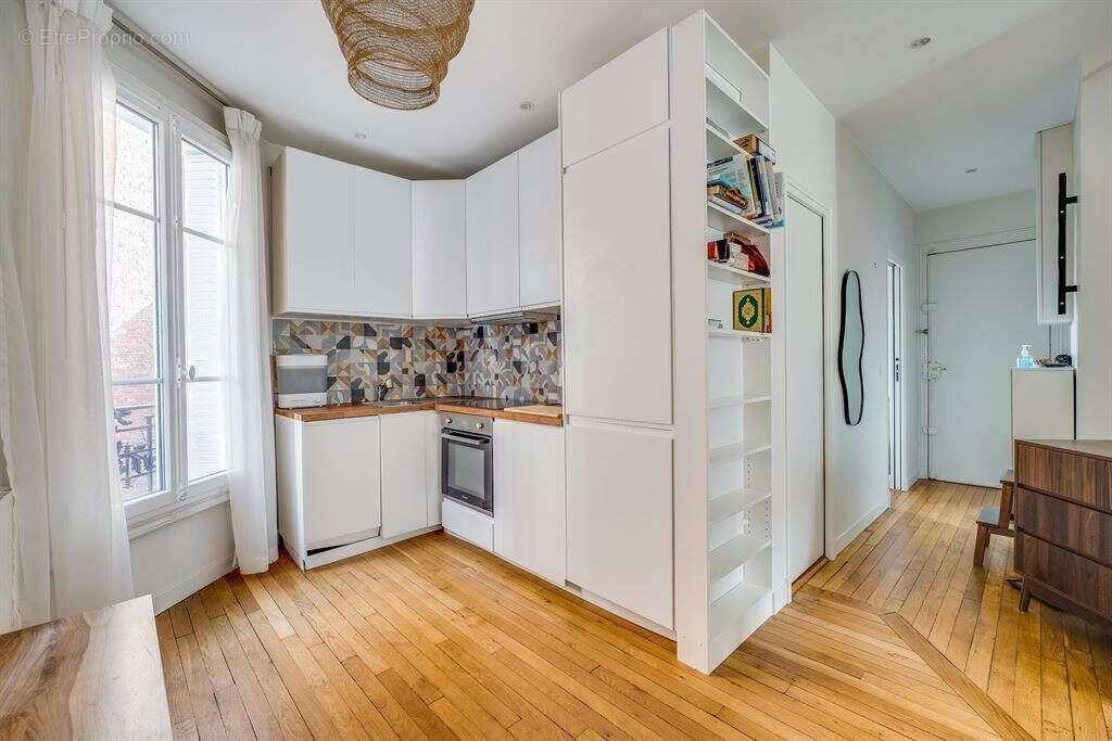 Appartement à PARIS-20E