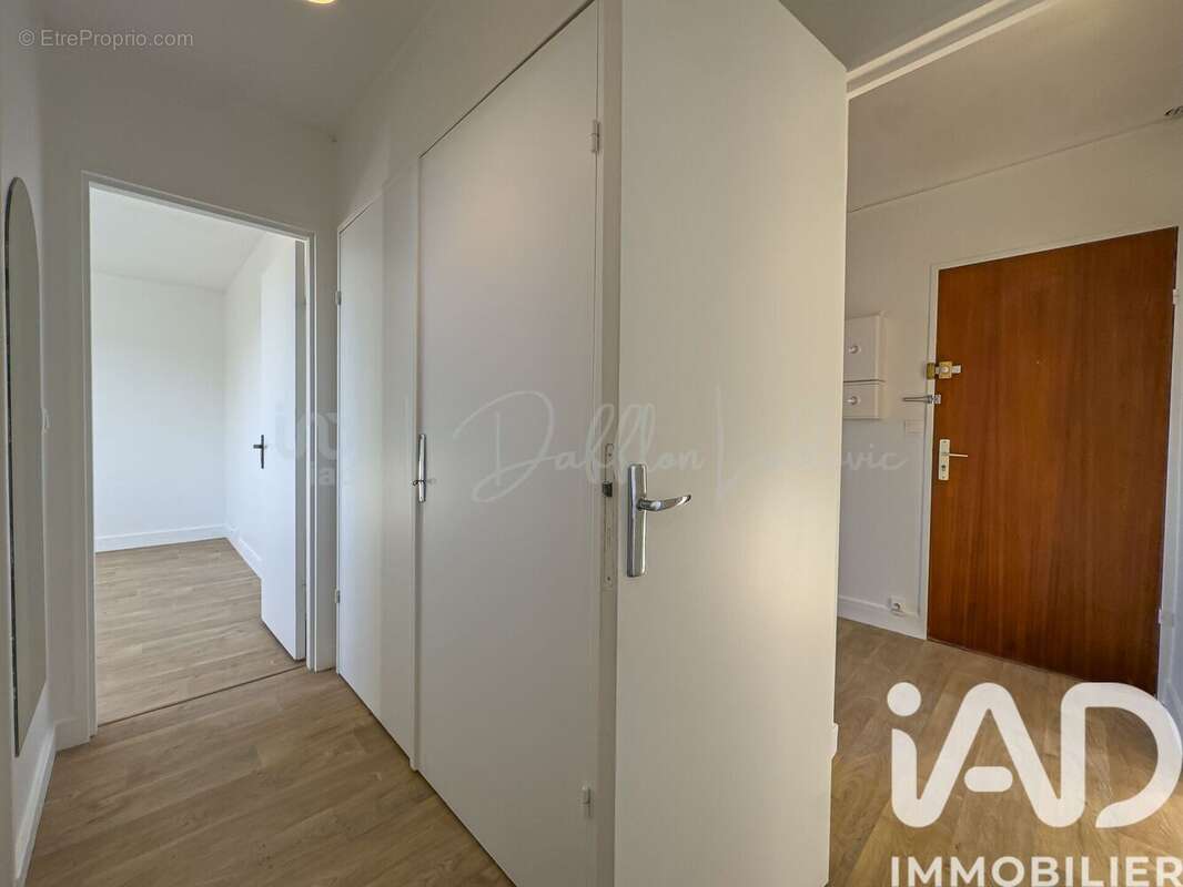 Photo 9 - Appartement à MARLY-LE-ROI