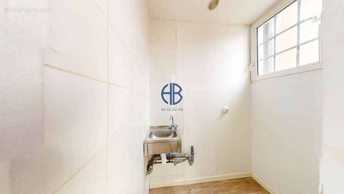 Appartement à AUBERVILLIERS