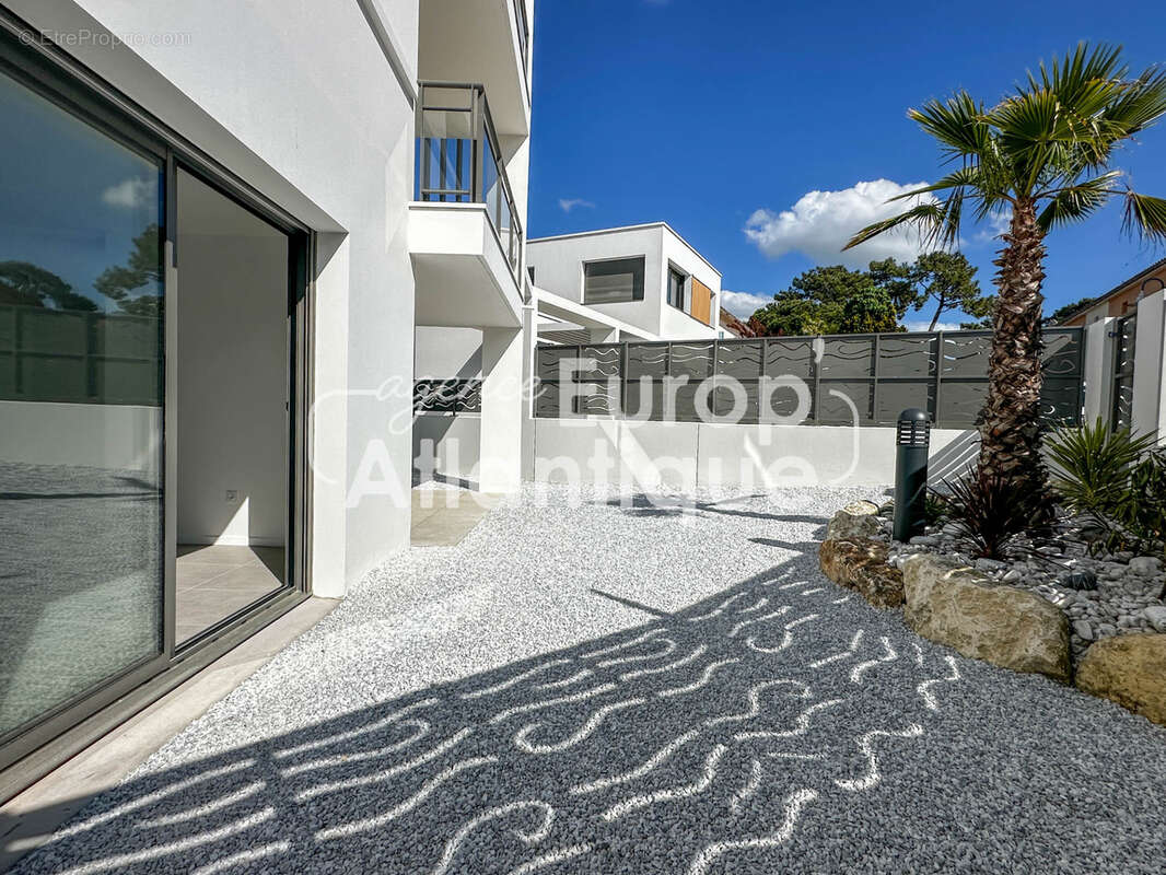Appartement à LES MATHES