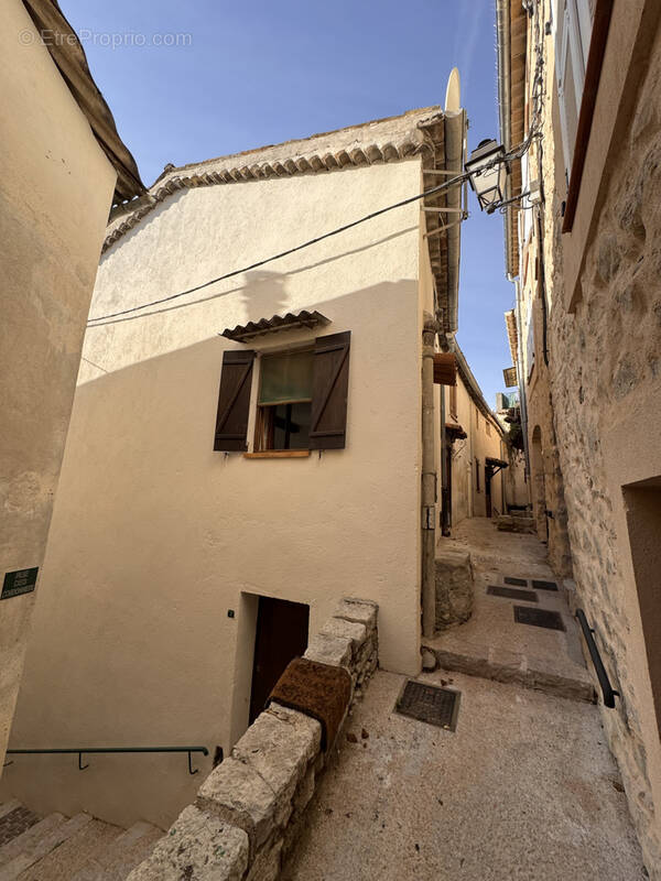 Appartement à LES FERRES