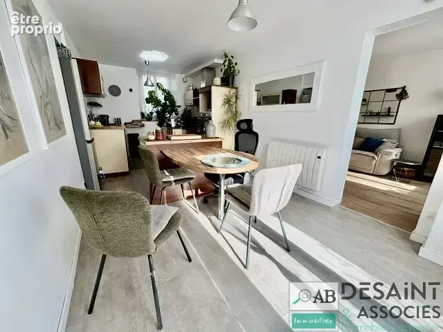 Guerard, Maison de 107 m2 de type F4 avec jardin - photo 3
