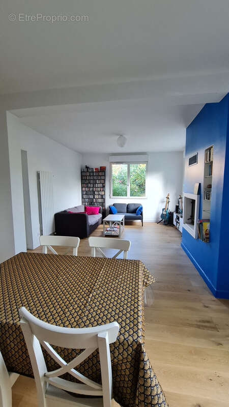 Maison à BURES-SUR-YVETTE