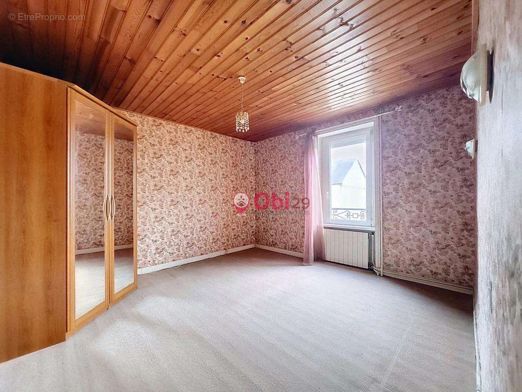 Maison à PLONEVEZ-DU-FAOU