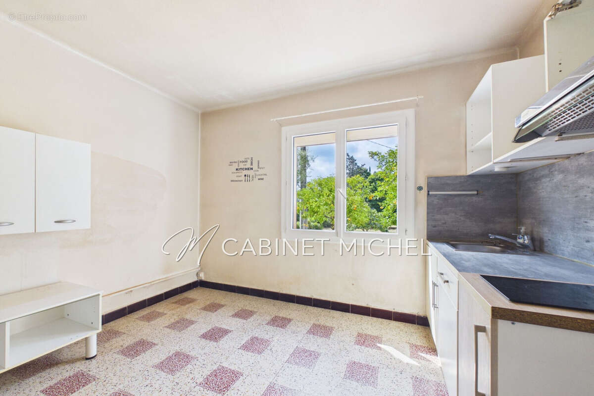 Maison 120 m² à Le Rouret  - photo 3