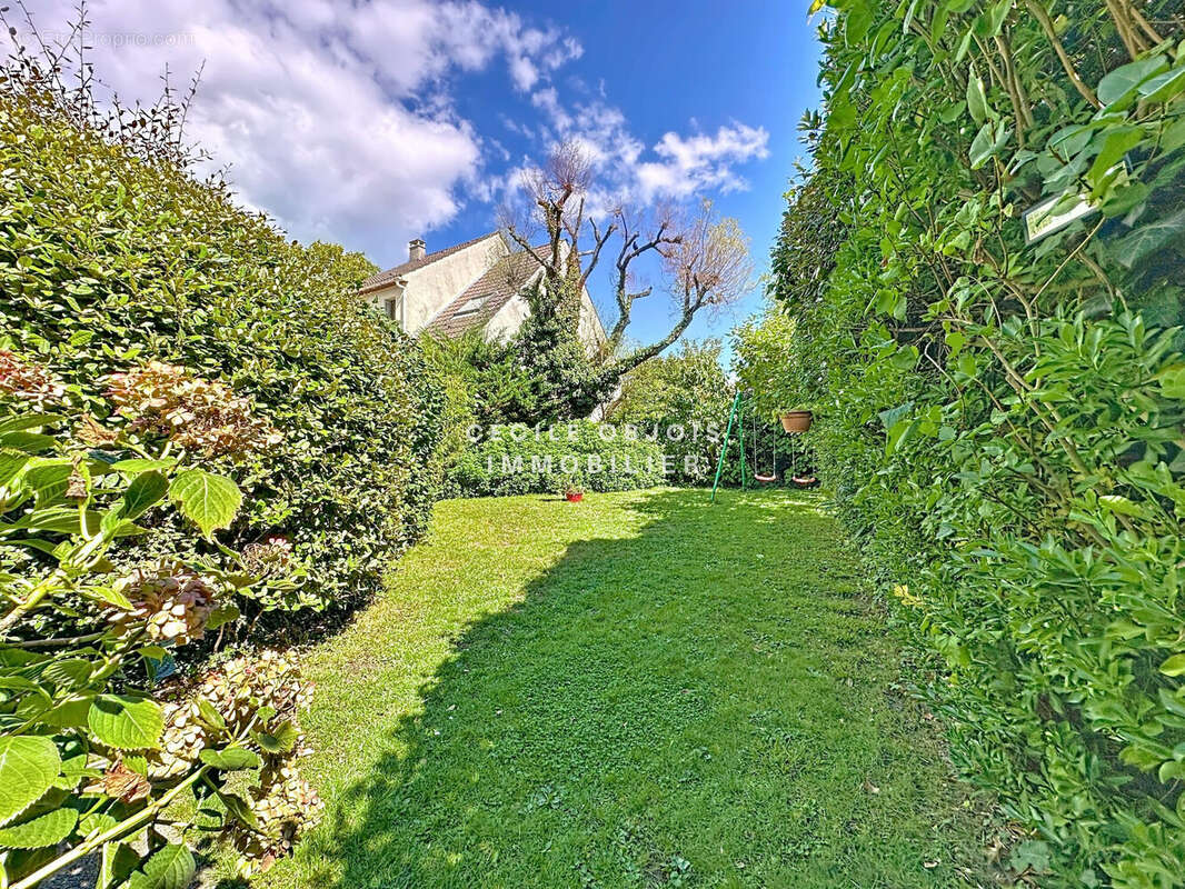 Maison à CHAMPIGNY-SUR-MARNE