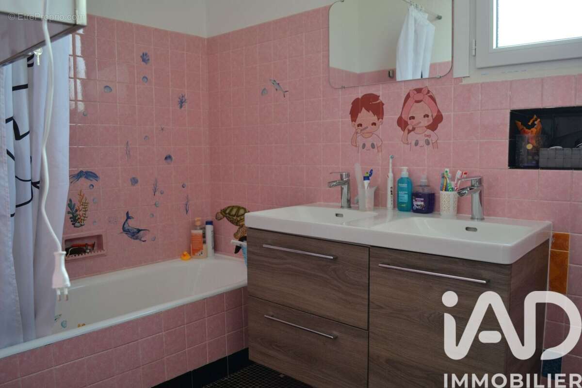 Maison 171 m² à La Souterraine  - photo 5