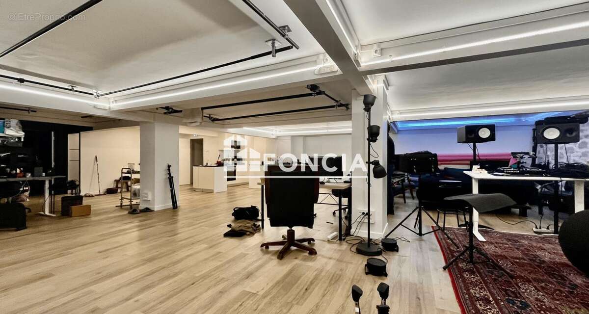 Appartement à PARIS-20E