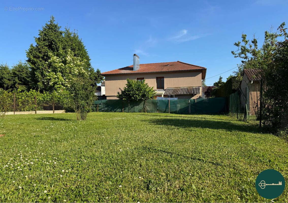 Maison à TOUL