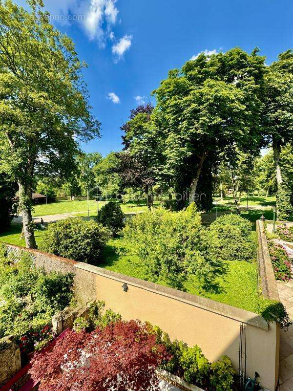 Appartement à COURCELLES-CHAUSSY