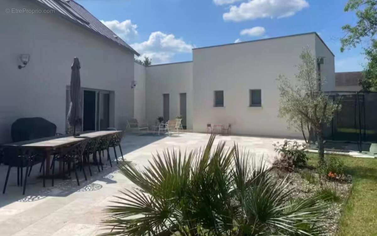 Maison à JOUE-LES-TOURS